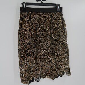 Yetts Women's Gold Lace Skirt Black Underlay Size Small